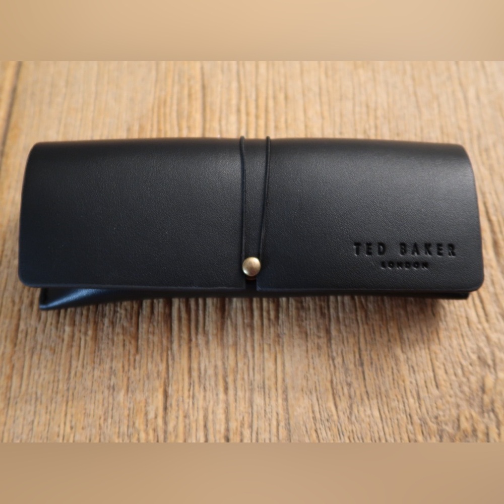 TED BAKER GLASSES CASE